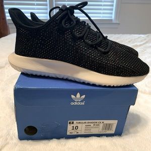 NEW Adidas Tennis Shoes - Size 10